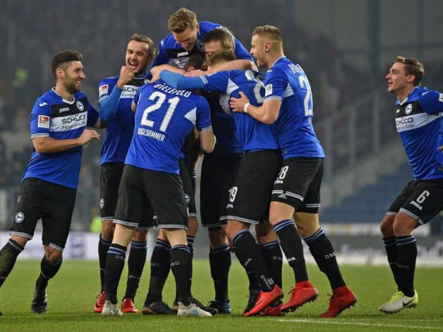 Soi kèo bóng đá Stuttgart vs Arminia Bielefeld, 22/05/2020 - Bundesliga