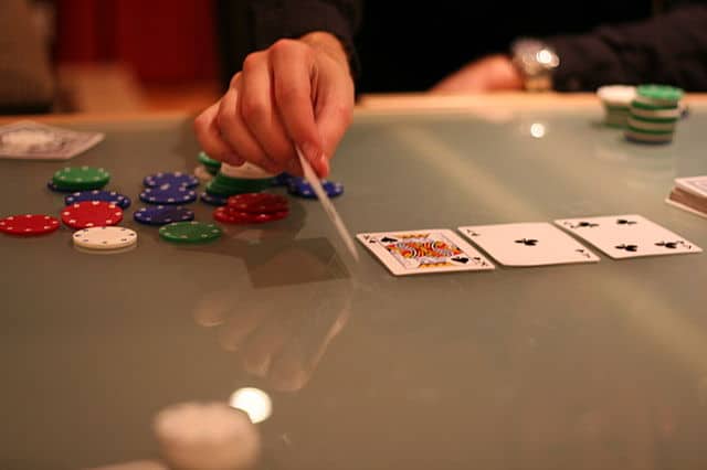 Poker – xì tố offline, trò chơi thú vị và thu hút người chơi nhất Poker – xi to offline, tro choi thu vi va thu hut nguoi choi nhat